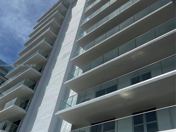 9225 Collins Ave, Unit 302, Surfside, FL 33154