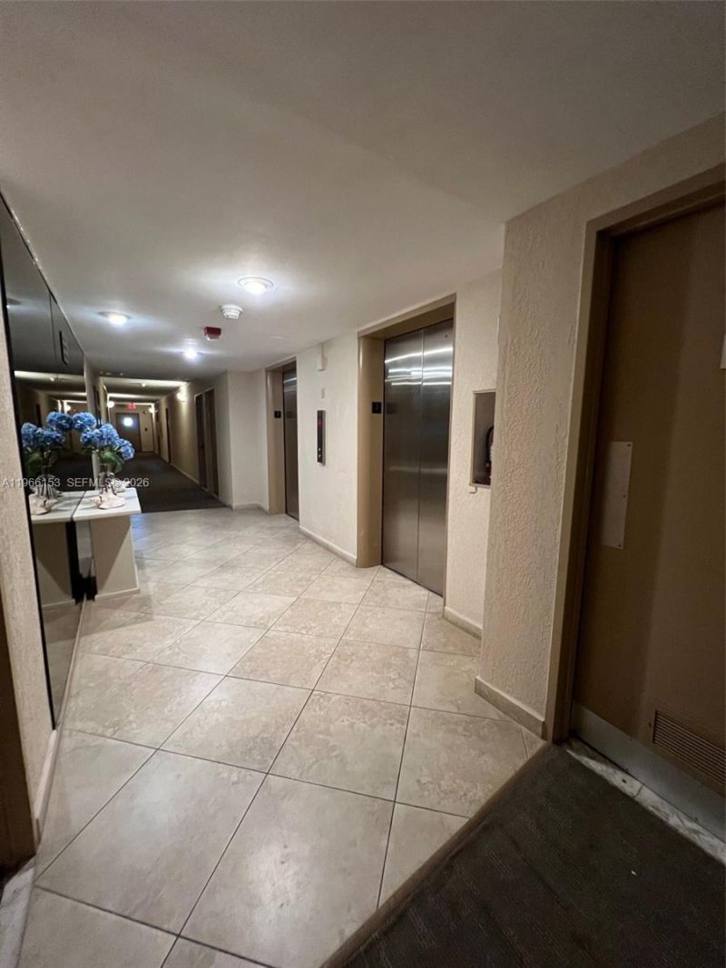 9225 Collins Ave, Unit 302, Surfside, FL 33154 Photo