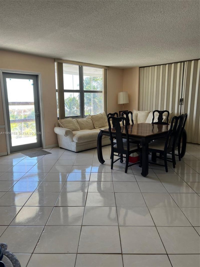 9225 Collins Ave, Unit 302, Surfside, FL 33154 Photo