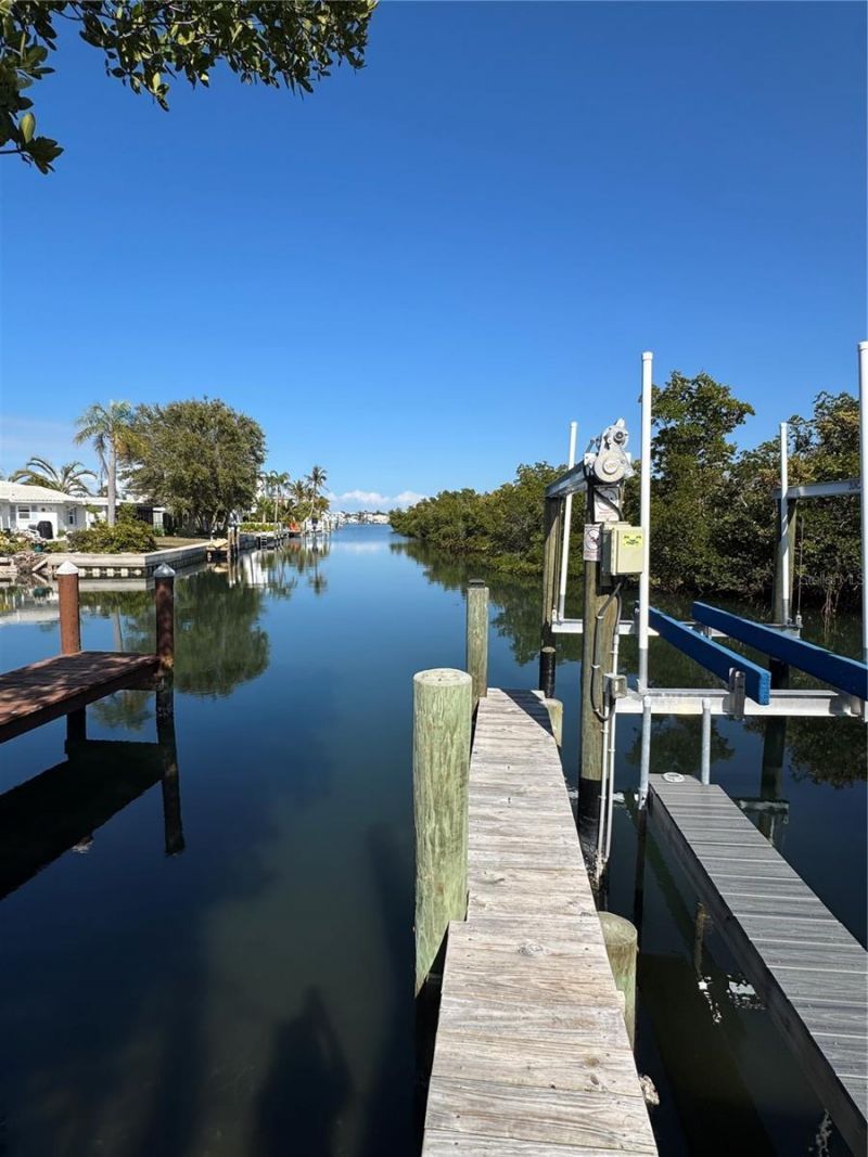 8301 Marina Drive, Unit 8, Holmes Beach, FL 34217 Photo
