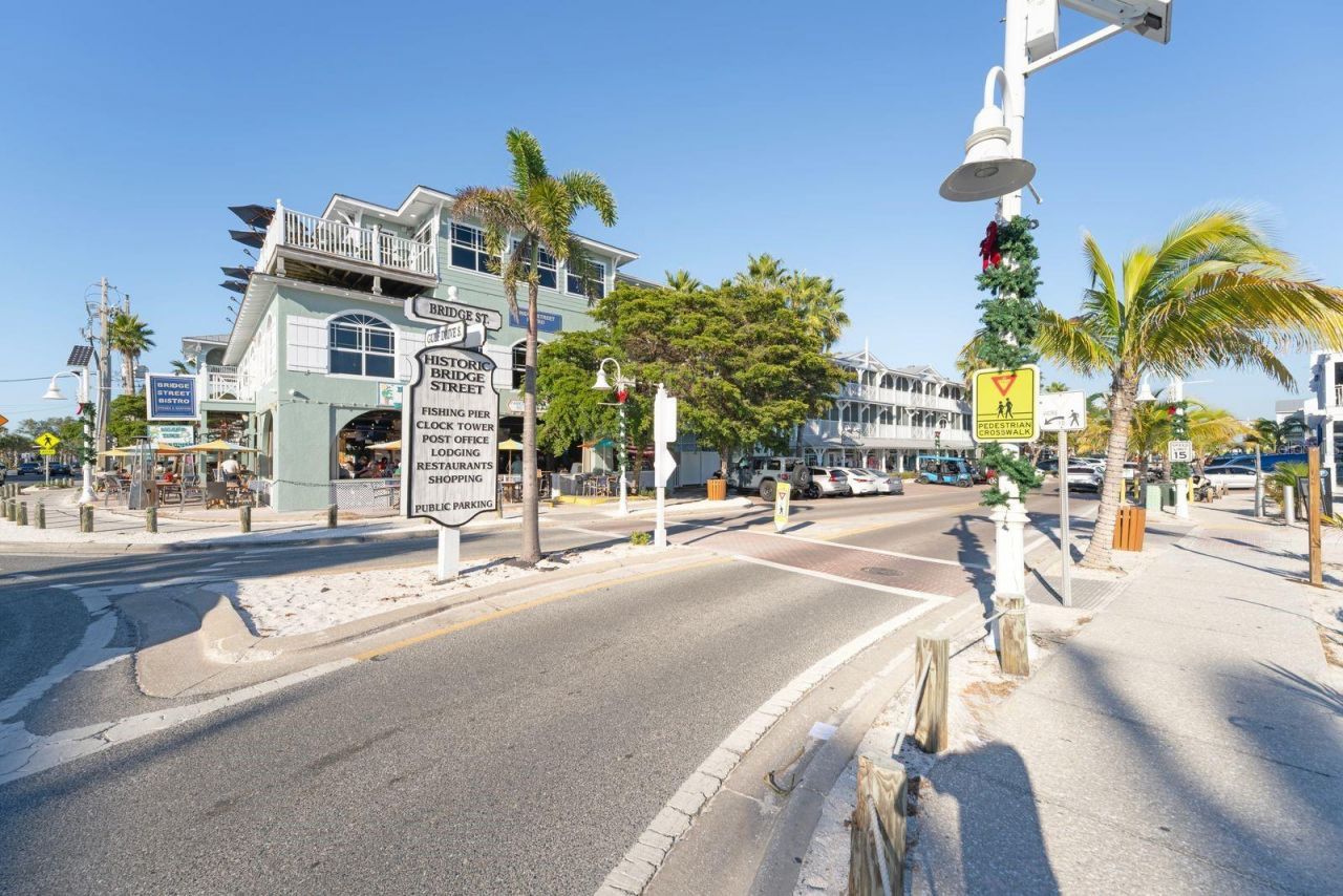 8301 Marina Drive, Unit 8, Holmes Beach, FL 34217 Photo