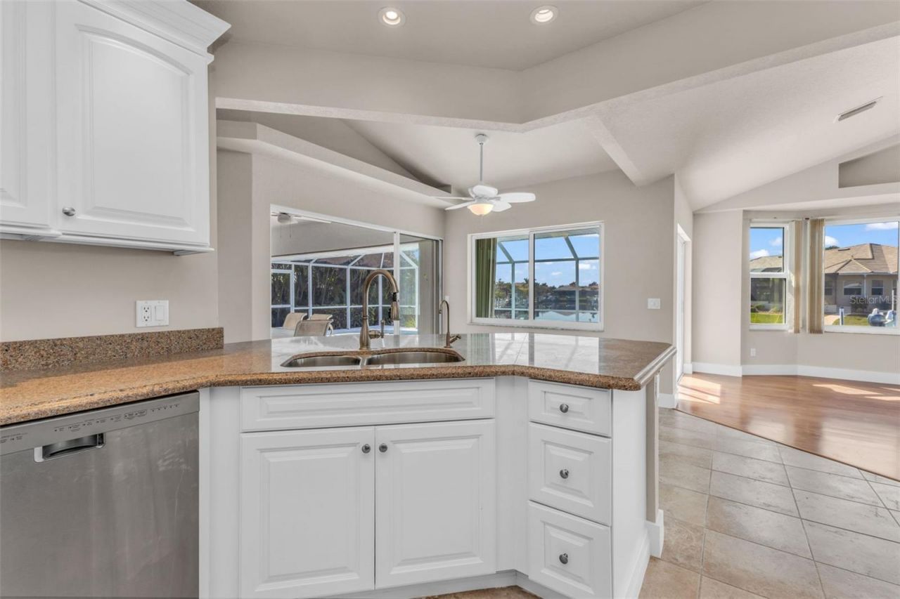 155 Crescent Drive, Punta Gorda, FL 33950 Photo