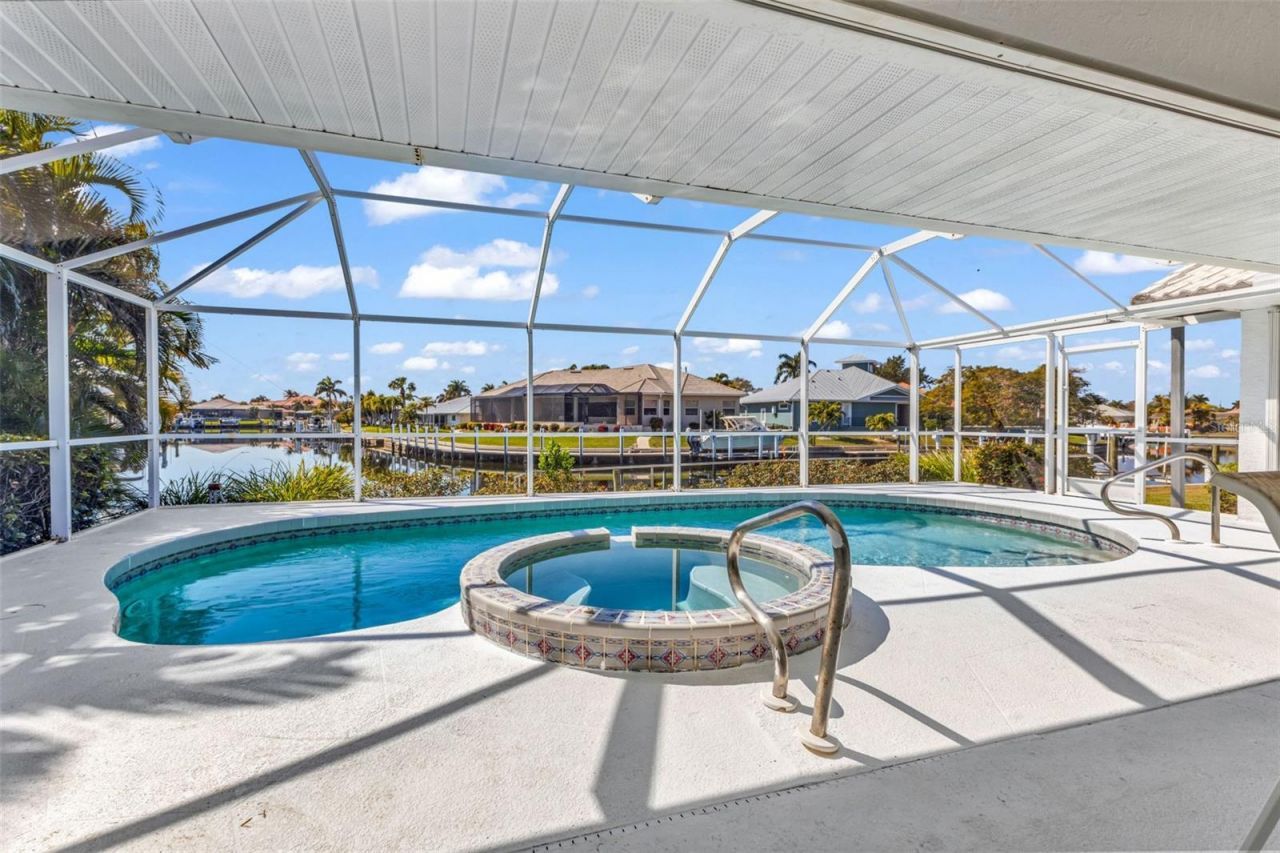 155 Crescent Drive, Punta Gorda, FL 33950 Photo