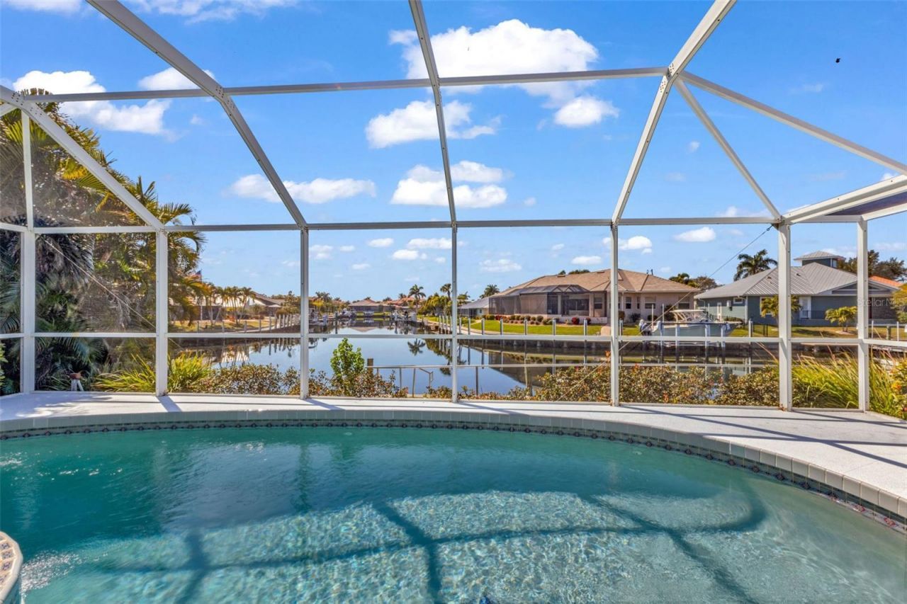 155 Crescent Drive, Punta Gorda, FL 33950 Photo