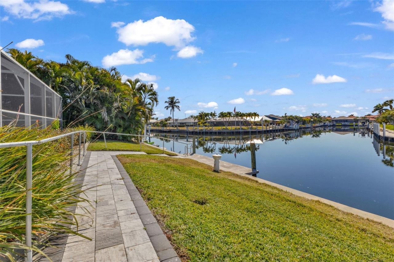 155 Crescent Drive, Punta Gorda, FL 33950 Photo