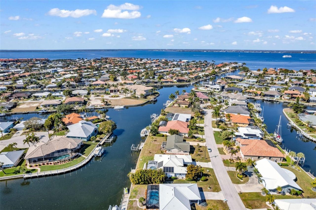 155 Crescent Drive, Punta Gorda, FL 33950 Photo