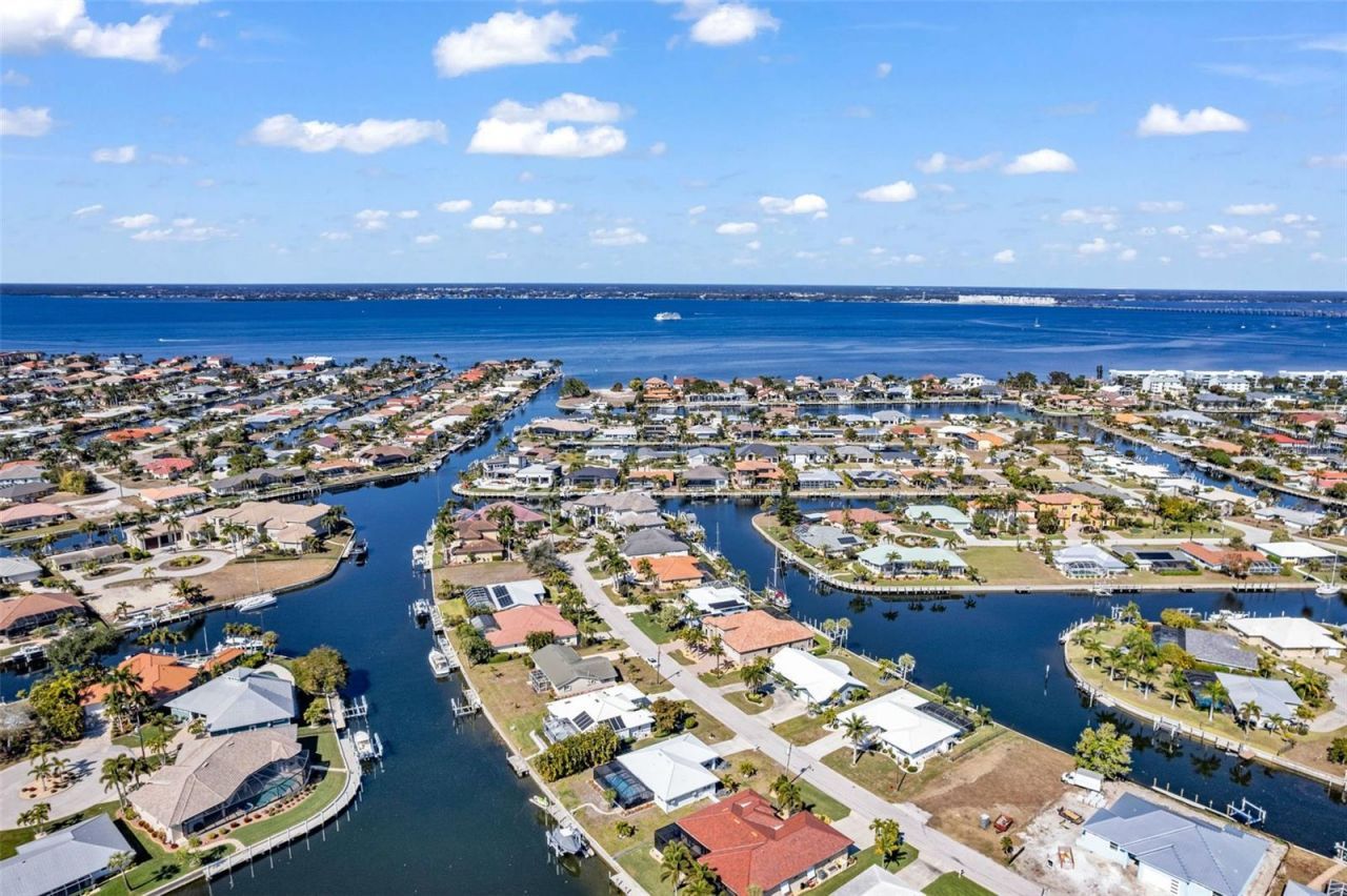 155 Crescent Drive, Punta Gorda, FL 33950 Photo