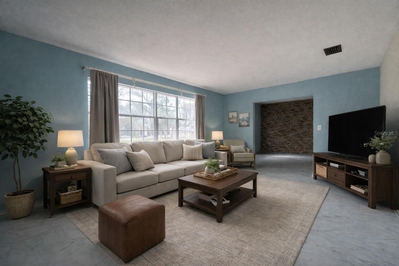 355 SW Marvin Burnett Road, Lake City, FL 32025 Photo