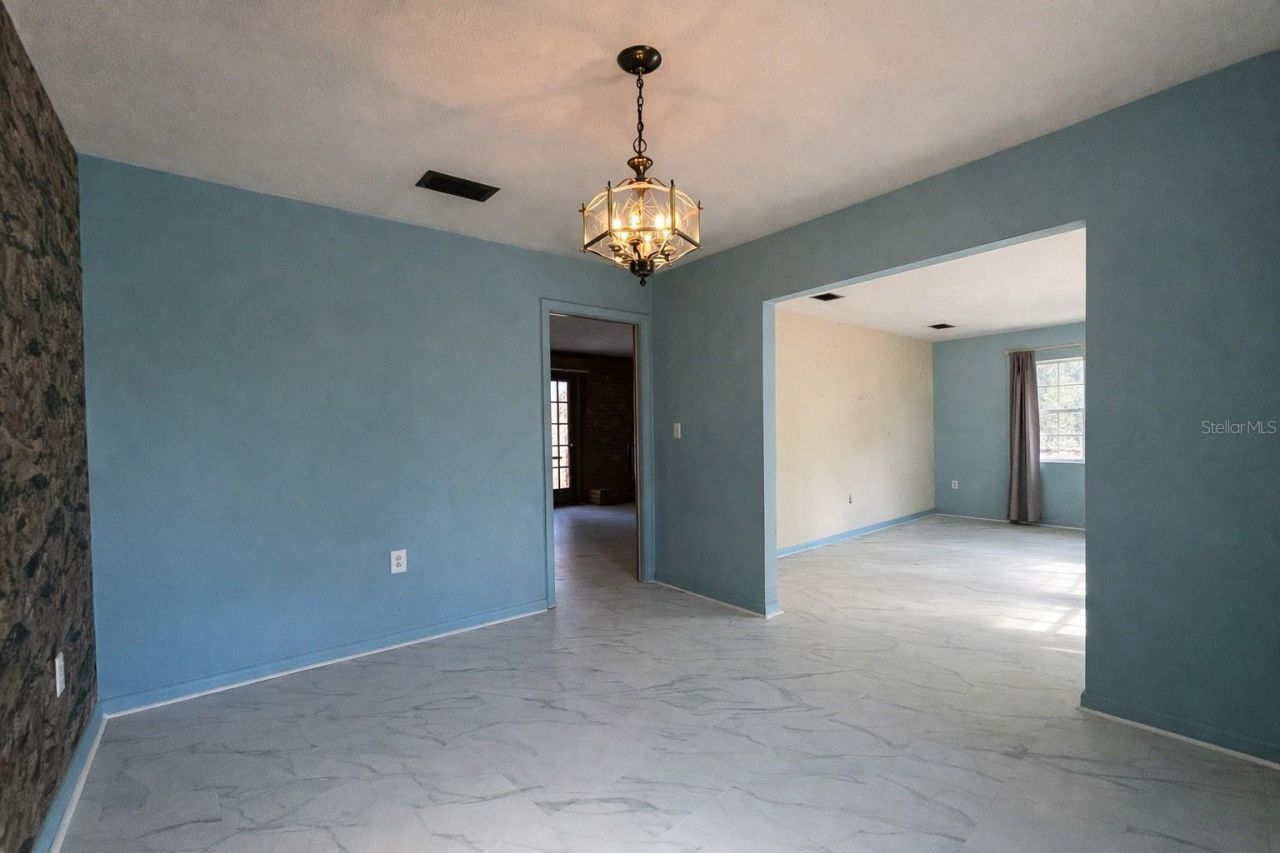 355 SW Marvin Burnett Road, Lake City, FL 32025 Photo