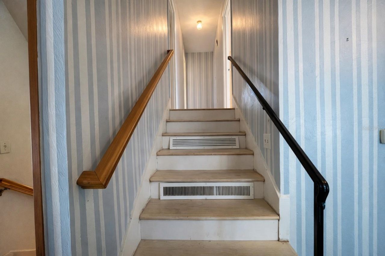 355 SW Marvin Burnett Road, Lake City, FL 32025 Photo