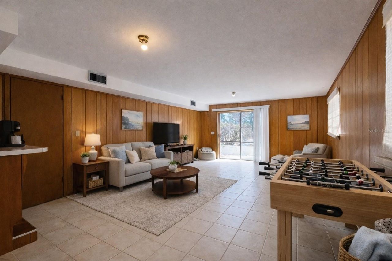 355 SW Marvin Burnett Road, Lake City, FL 32025 Photo