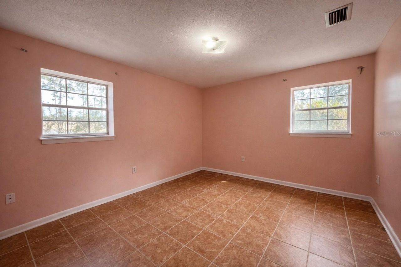 355 SW Marvin Burnett Road, Lake City, FL 32025 Photo