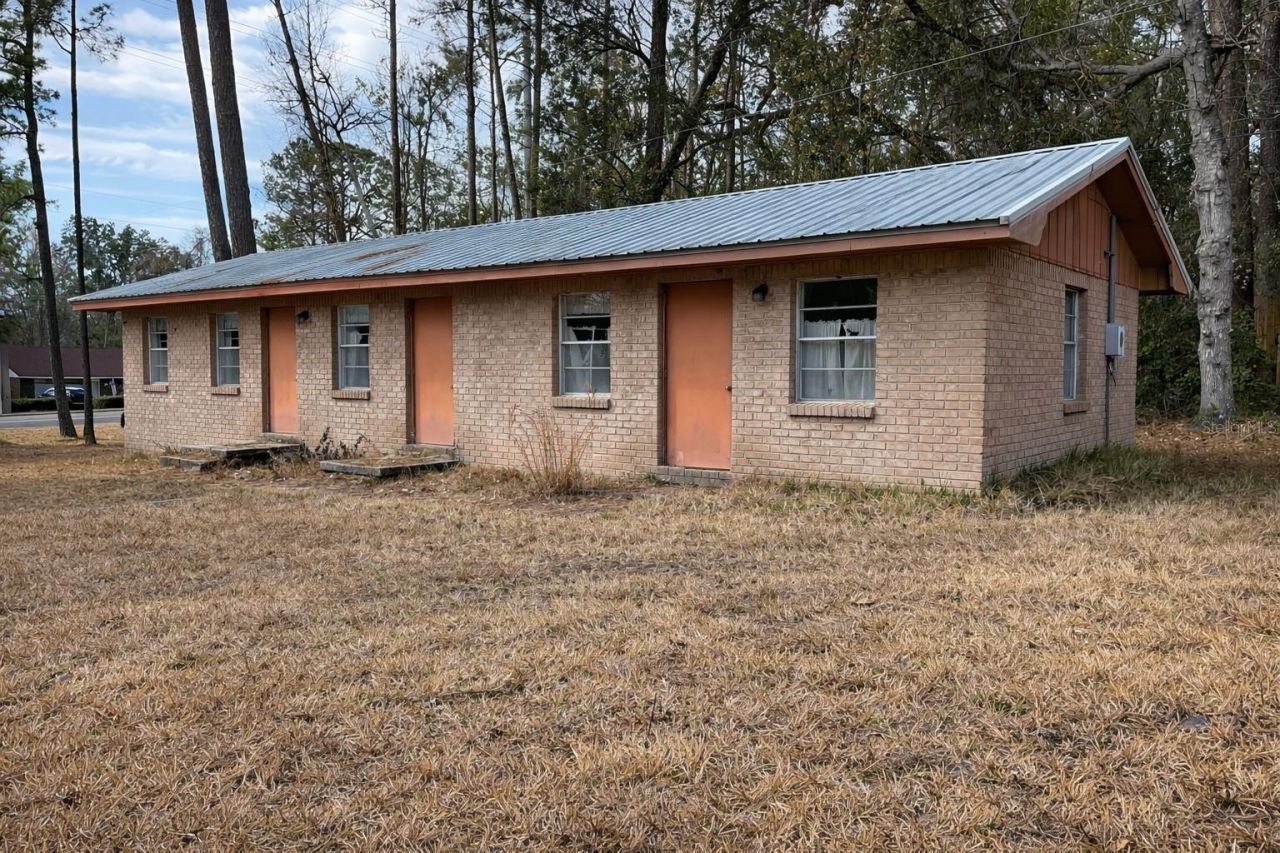 355 SW Marvin Burnett Road, Lake City, FL 32025 Photo