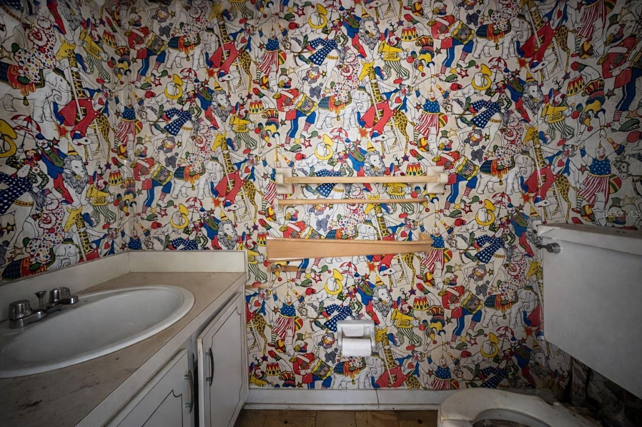 355 SW Marvin Burnett Road, Lake City, FL 32025 Photo