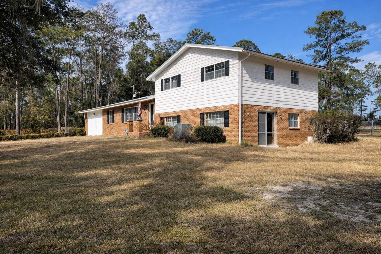 355 SW Marvin Burnett Road, Lake City, FL 32025 Photo