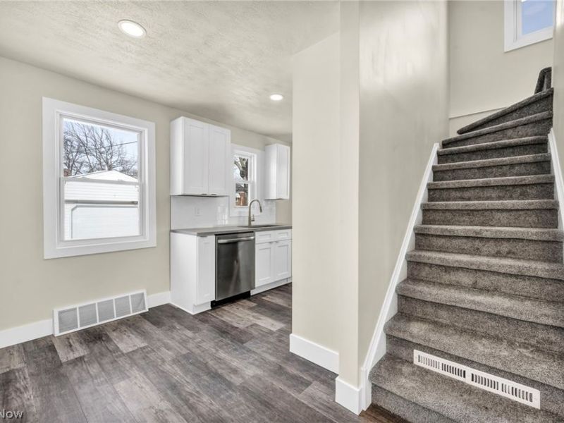 20261 Fuller Avenue, Euclid, OH 44123 Photo 35