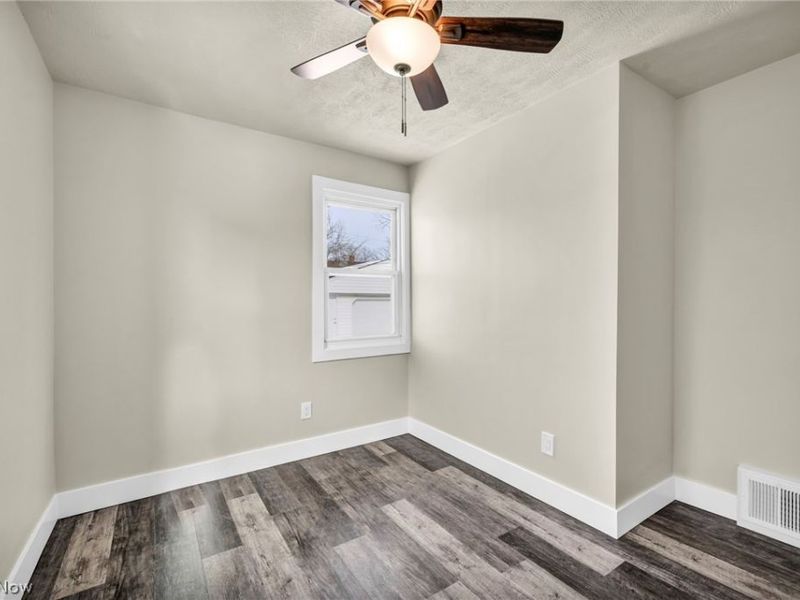 20261 Fuller Avenue, Euclid, OH 44123 Photo 38