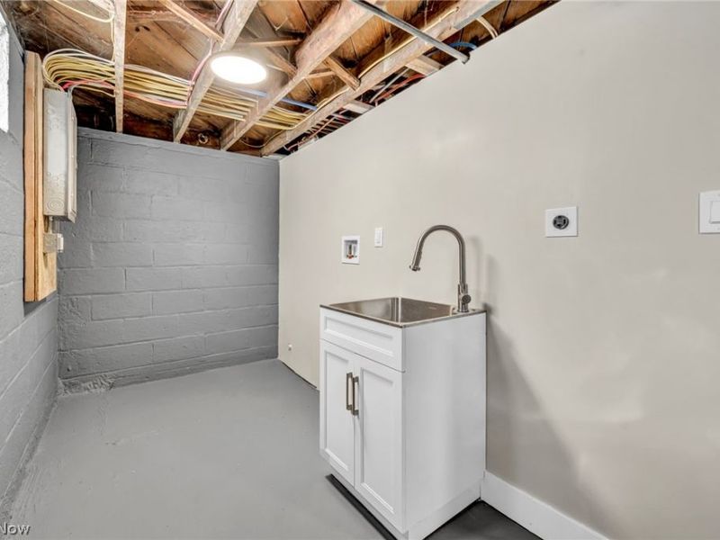 20261 Fuller Avenue, Euclid, OH 44123 Photo 39