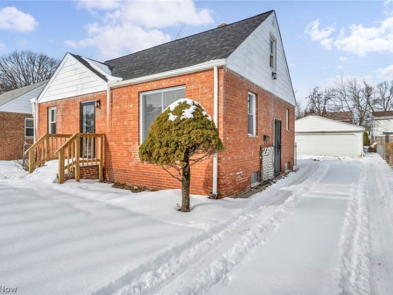 20261 Fuller Avenue, Euclid, OH 44123 Photo 4