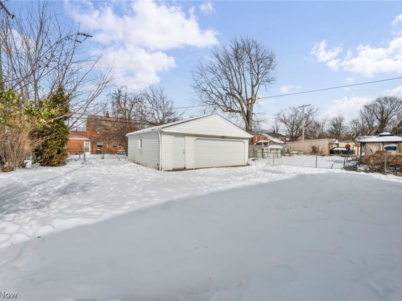 20261 Fuller Avenue, Euclid, OH 44123 Photo 6