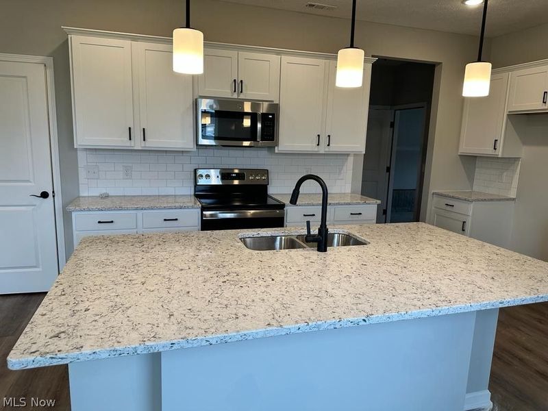 3439 Alder Avenue, Uniontown, OH 44685 Photo 6