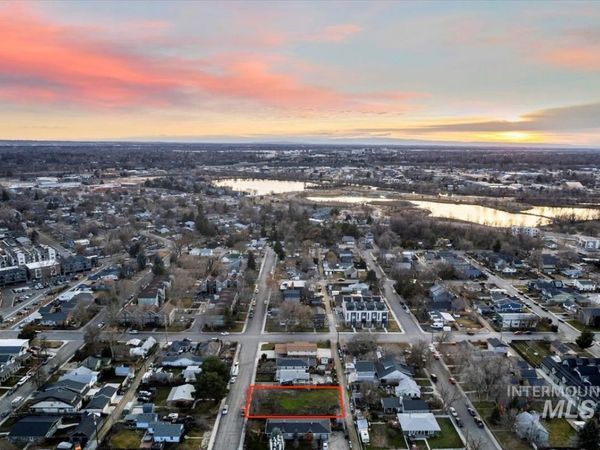 1015 N 29th St, Boise, ID 83702