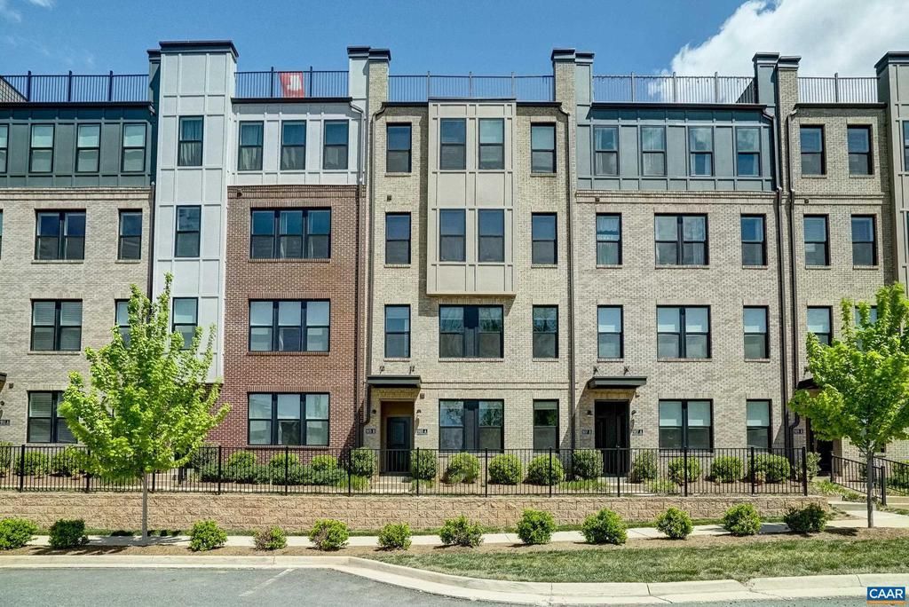 915 Salamander St, Unit A, Charlottesville, VA 22911 Main Photo