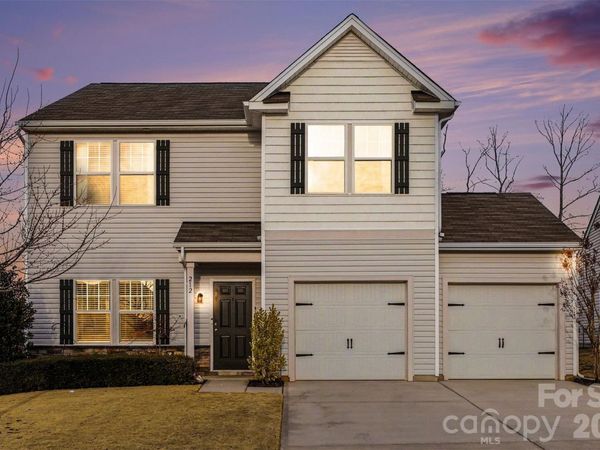 212 Hidden Lakes Road, Statesville, NC 28677