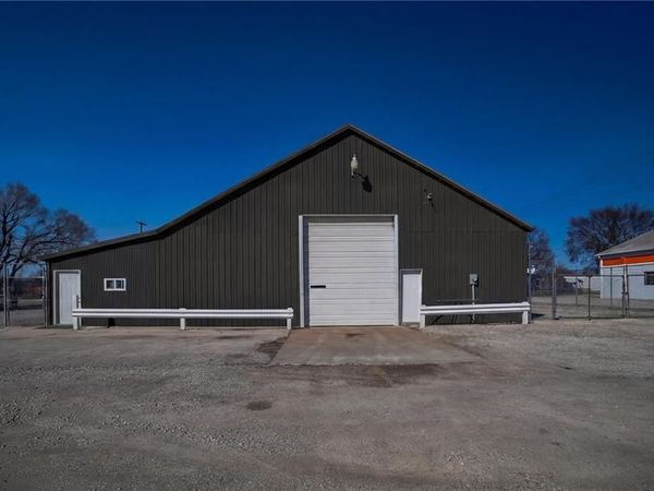 415 W Wilson Street, Ottawa, KS 66067