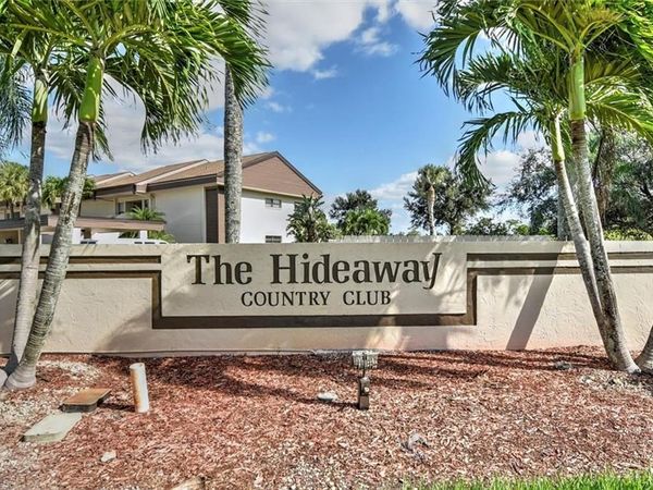 5825 Trailwinds DR, Unit 414, FORT MYERS, FL 33907