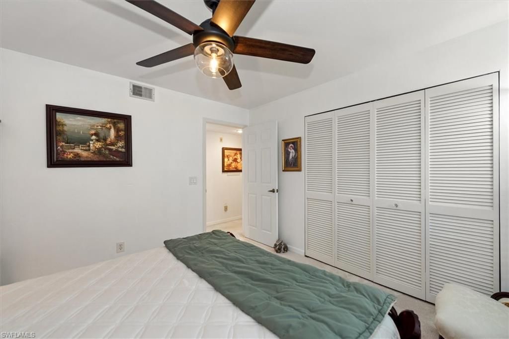 5825 Trailwinds Dr, Unit 414, Fort Myers, FL 33907 Photo