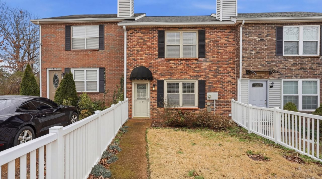 1314 Priest Woods Ct, Nashville, TN 37214 Main Photo