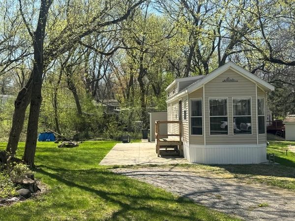 506 Sunset Circle, Edgerton, WI 53534