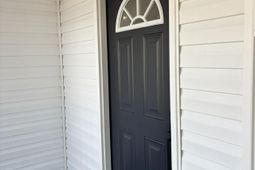 2208 Bailey Drive photo 4