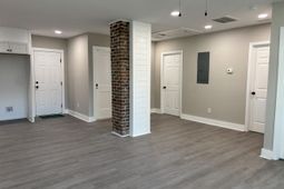 2208 Bailey Drive photo 4