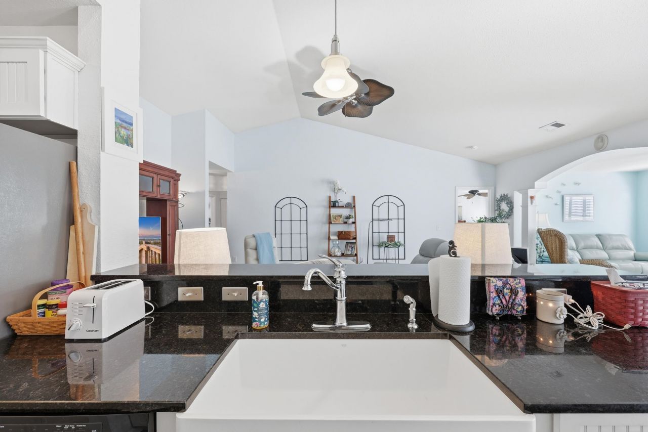 367 Mckendree Ln.  Photo 9