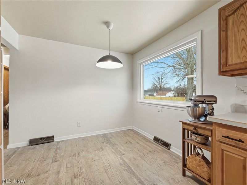 4656 Pinegrove Avenue, Austintown, OH 44515 Photo 12