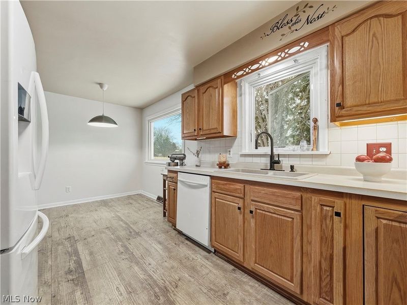 4656 Pinegrove Avenue, Austintown, OH 44515 Photo 5