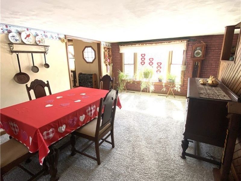 400 Lyons Avenue, East Palestine, OH 44413 Photo 10