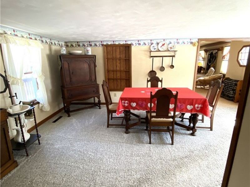 400 Lyons Avenue, East Palestine, OH 44413 Photo 11