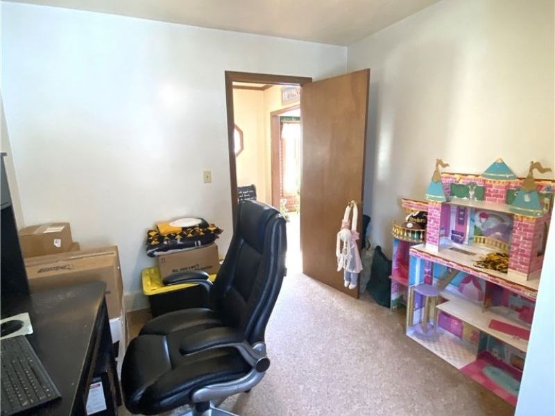 400 Lyons Avenue, East Palestine, OH 44413 Photo 21