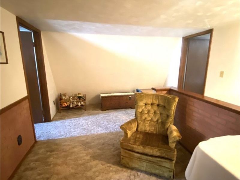 400 Lyons Avenue, East Palestine, OH 44413 Photo 28