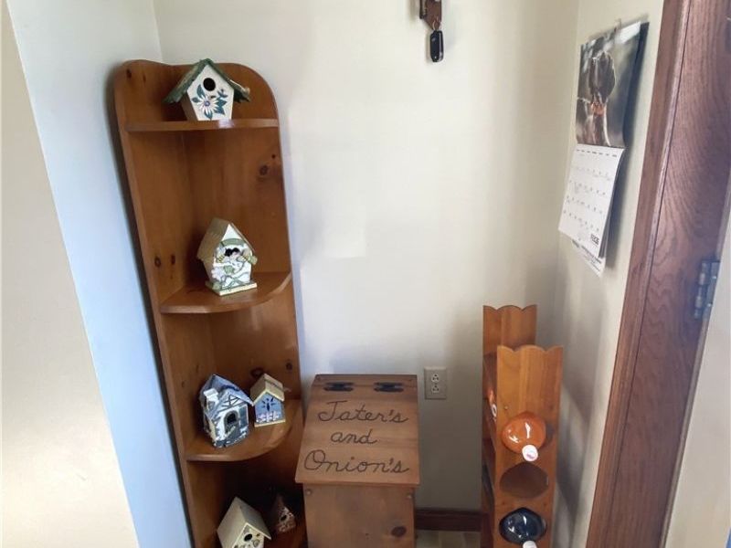 400 Lyons Avenue, East Palestine, OH 44413 Photo 37