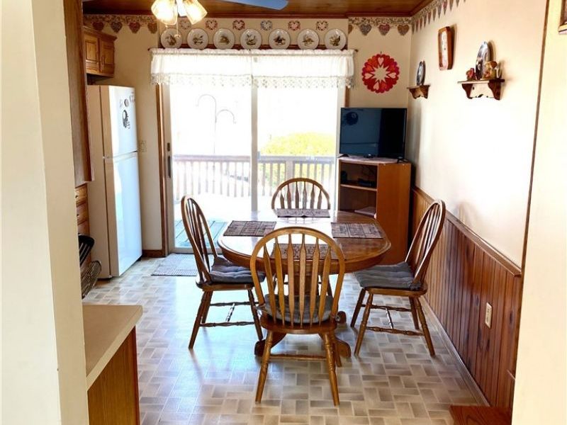 400 Lyons Avenue, East Palestine, OH 44413 Photo 5