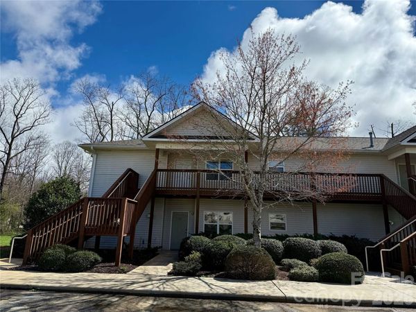 703 Olde Covington Way, Arden, NC 28704