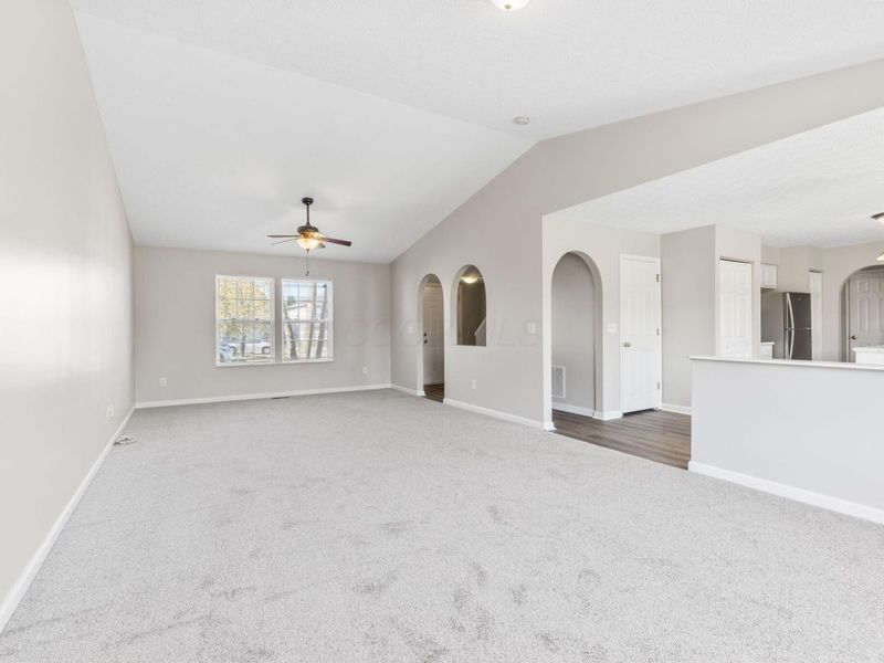 8810 Greylag Loop, Blacklick, OH 43004 Photo 6