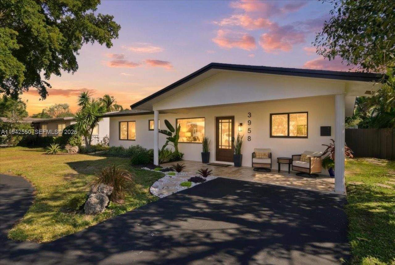 3958 NW 19th Ave, Oakland Park, FL 33309 Main Photo