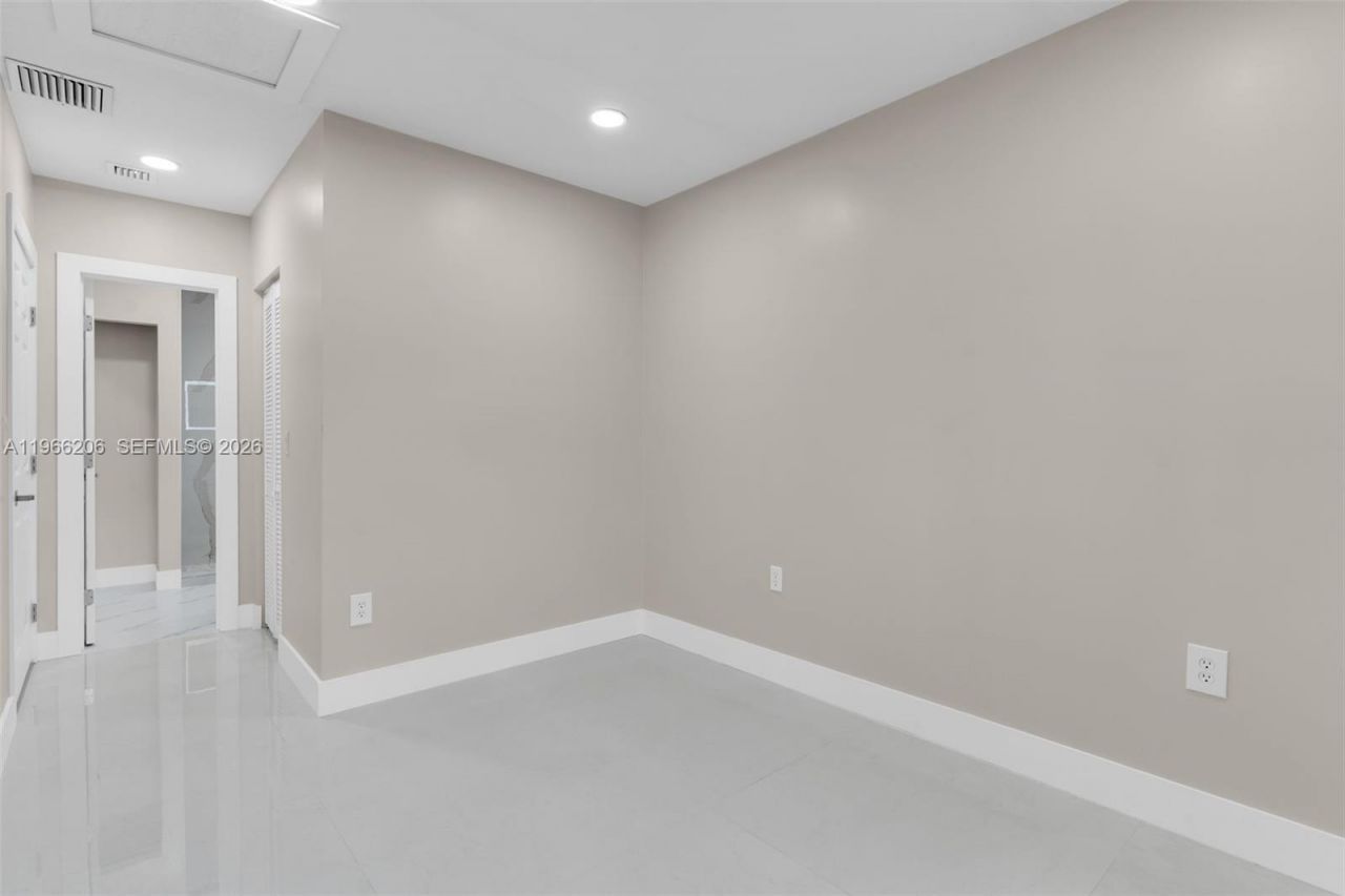 18765 SW 316th Ter, Homestead, FL 33030 Photo