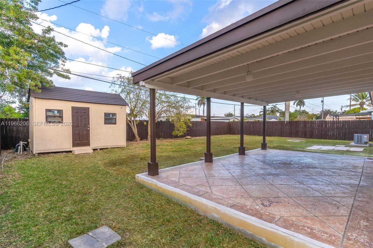 18765 SW 316th Ter, Homestead, FL 33030 Photo