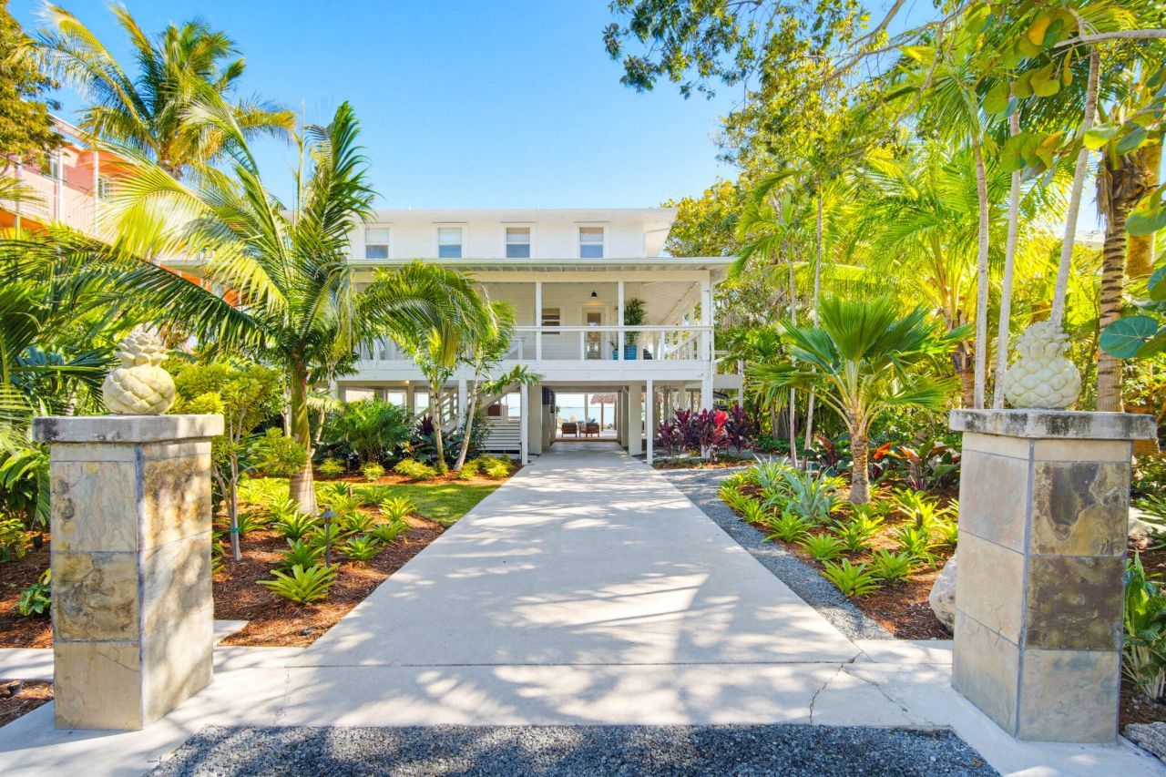 77 Bay Drive, Saddle Bunch, FL 33040 Photo